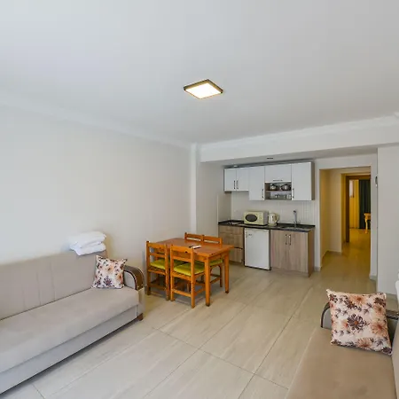 アパートホテル Milkyway &